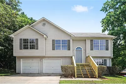4967 McKinley Drive, Lula, GA 30554 - Photo 1