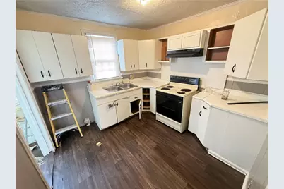 1562 Burton Avenue, Macon, GA 31204 - Photo 4