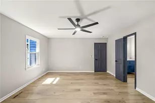 250 Lancaster Cir, Marietta, GA 30066 - Photo 18