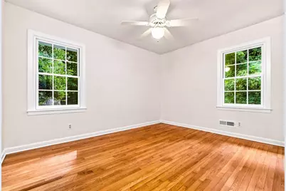 1571 Fama Drive NE, Atlanta, GA 30329 - Photo 22