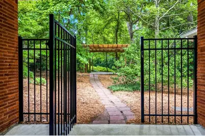1571 Fama Drive NE, Atlanta, GA 30329 - Photo 28
