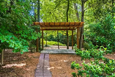 1571 Fama Drive NE, Atlanta, GA 30329 - Photo 30