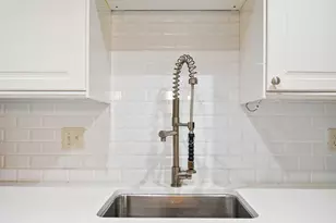 23116 Plantation Dr NE, Atlanta, GA 30324 - Photo 16