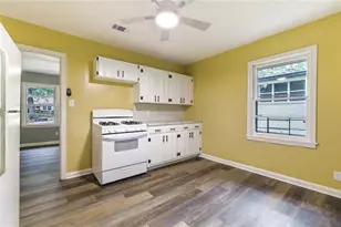 2288 Polar Rock Ave SW, Atlanta, GA 30315 - Photo 8