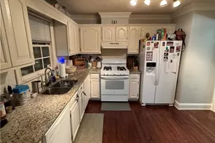 540 Brantley Rd, Sandy Springs, GA 30350 - Photo 8