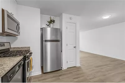 2427 Lawrenceville Highway #3, Decatur, GA 30033 - Photo 4