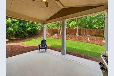 7232 Lake Sterling Boulevard, Flowery Branch, GA 30542 - Photo 4