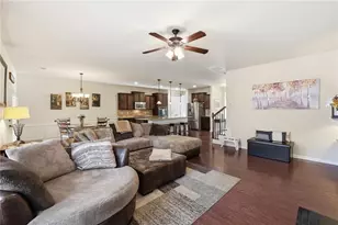 7232 Lake Sterling Blvd, Flowery Branch, GA 30542 - Photo 12