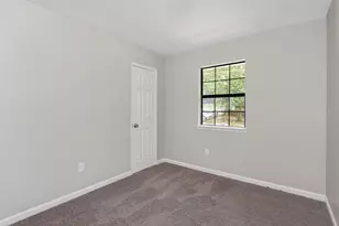 2153 Cherokee Valley Cir, Lithonia, GA 30058 - Photo 6