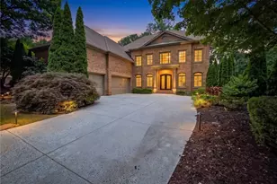 7725 NW Marsh Ct NW, Sandy Springs, GA 30328 - Photo 2
