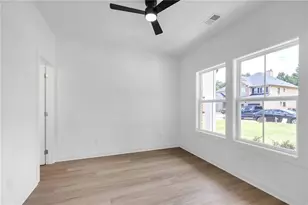969 Brookmere Ct, Atlanta, GA 30349 - Photo 14