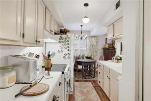 1352 Old Coach Rd SW, Marietta, GA 30008 - Photo 12