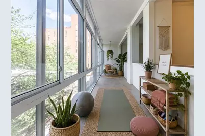 3060 Pharr Court North NW #302, Atlanta, GA 30305 - Photo 4