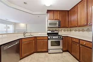 251 Balaban Cir, Woodstock, GA 30188 - Photo 10