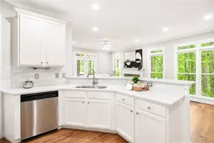7255 Village Creek Trace, Atlanta, GA 30328 - Photo 6