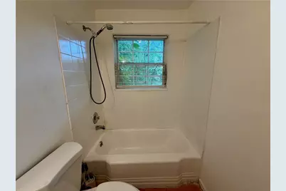 1070 Ollie Circle NW, Atlanta, GA 30314 - Photo 16
