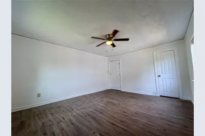 1070 Ollie Circle NW, Atlanta, GA 30314 - Photo 12