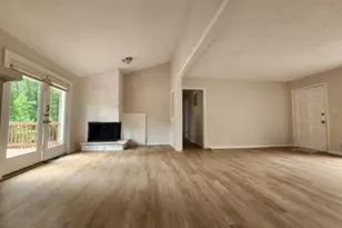 1453 Allison Ct, Lawrenceville, GA 30043 - Photo 4