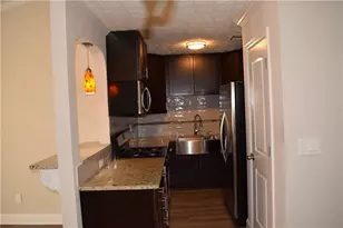 227 Goshen Ln, Woodstock, GA 30188 - Photo 4