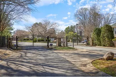 579 Picketts Bend Court, Marietta, GA 30008 - Photo 12