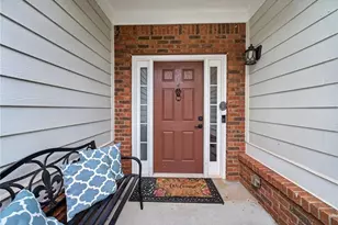 6280 Cove Creek Dr, Flowery Branch, GA 30542 - Photo 4