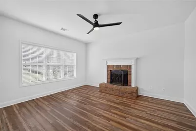 6280 Cove Creek Drive, Flowery Branch, GA 30542 - Photo 8