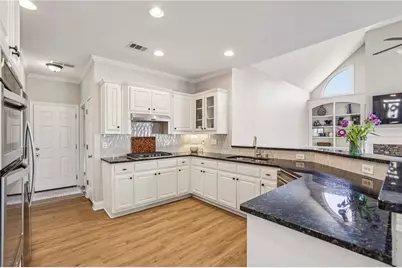 300 Crown Vetch Lane, Alpharetta, GA 30005 - Photo 6