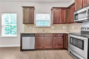 4488 Ravenwood Dr, Union City, GA 30291 - Photo 12