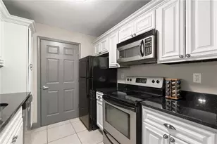 8105 Santa Fe Pkwy, Sandy Springs, GA 30350 - Photo 6