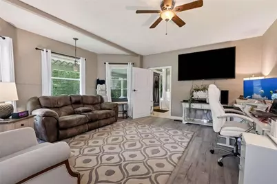 425 Greenleaf Drive, Lavonia, GA 30553 - Photo 14