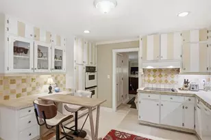 245 Lakemont Dr, Roswell, GA 30075 - Photo 16