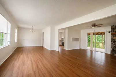 970 Woodbridge Drive, Conyers, GA 30012 - Photo 16