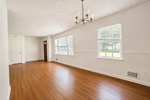 970 Woodbridge Dr, Conyers, GA 30012 - Photo 30