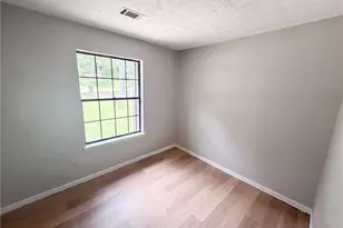 165 Splitwood Ln, Fairburn, GA 30213 - Photo 4