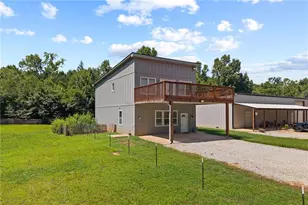 221 Columbus Dr, Homer, GA 30547 - Photo 8