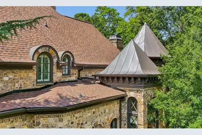 4320 Lakehaven Drive NE, Atlanta, GA 30319 - Photo 70