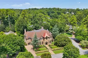 4320 Lakehaven Dr NE, Atlanta, GA 30319 - Photo 4