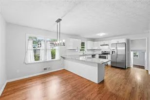 585 Westchester Cir SW, Marietta, GA 30064 - Photo 16