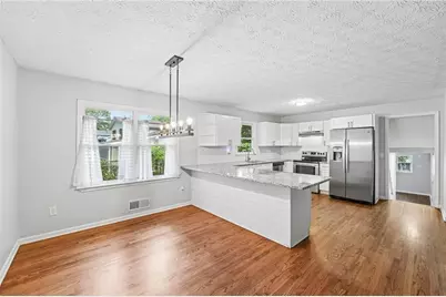 585 Westchester Circle SW, Marietta, GA 30064 - Photo 14