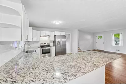 585 Westchester Circle SW, Marietta, GA 30064 - Photo 16