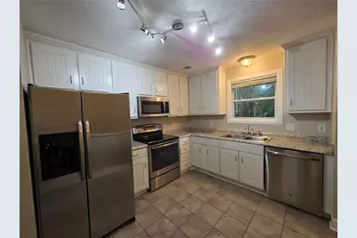 2507 Queen Anne Court, Sandy Springs, GA 30350 - Photo 2