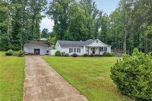 1042 Carl Bramlett Rd, Winder, GA 30680 - Photo 2