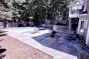 2887 Kingstream Dr, Snellville, GA 30039 - Photo 4