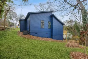 1674 Mary George Ave NW, Atlanta, GA 30318 - Photo 30