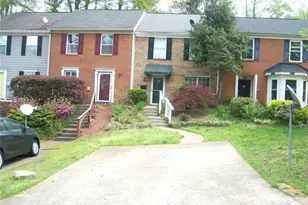 760 Coventry Township Pl, Marietta, GA 30062 - Photo 2