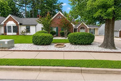 5165 Sterling Trace Court NW, Lilburn, GA 30047 - Photo 2
