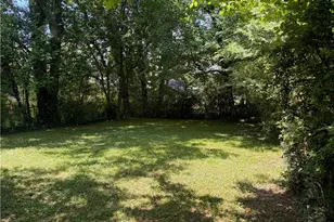1847 Dorsey Ave, East Point, GA 30344 - Photo 22