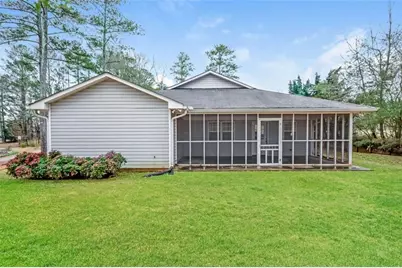 124 Springvalley Circle, Stockbridge, GA 30281 - Photo 2