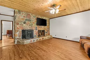 835 Kent Rd, Bowdon, GA 30108 - Photo 14