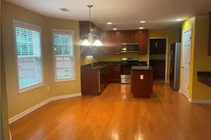 927 Park Hollow Way, Lawrenceville, GA 30043 - Photo 6